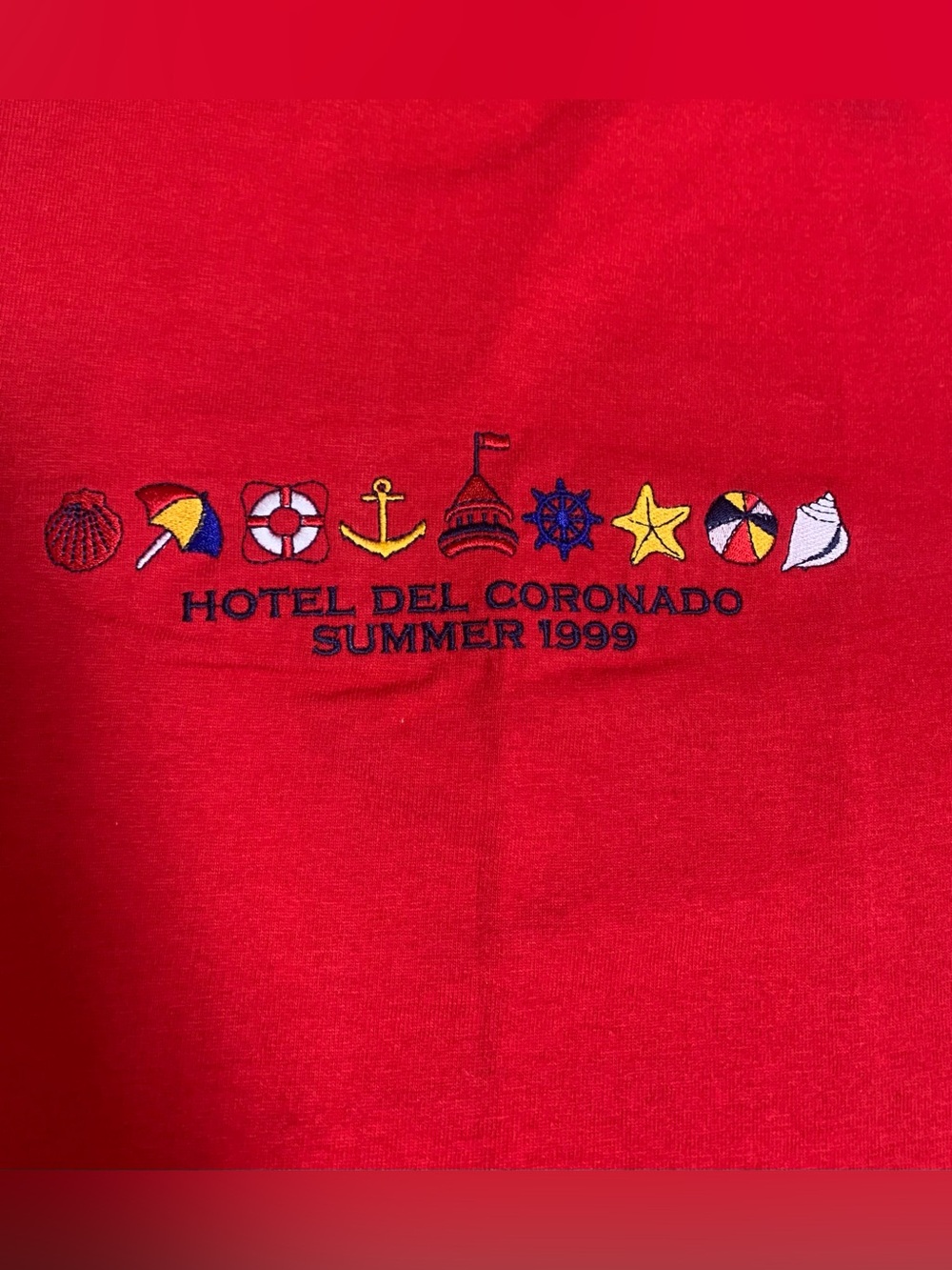 Hotel Del Coronado Red XL T-Shirt EMBROIDERED SUMMER 1999 - OARMANS -USA MADE